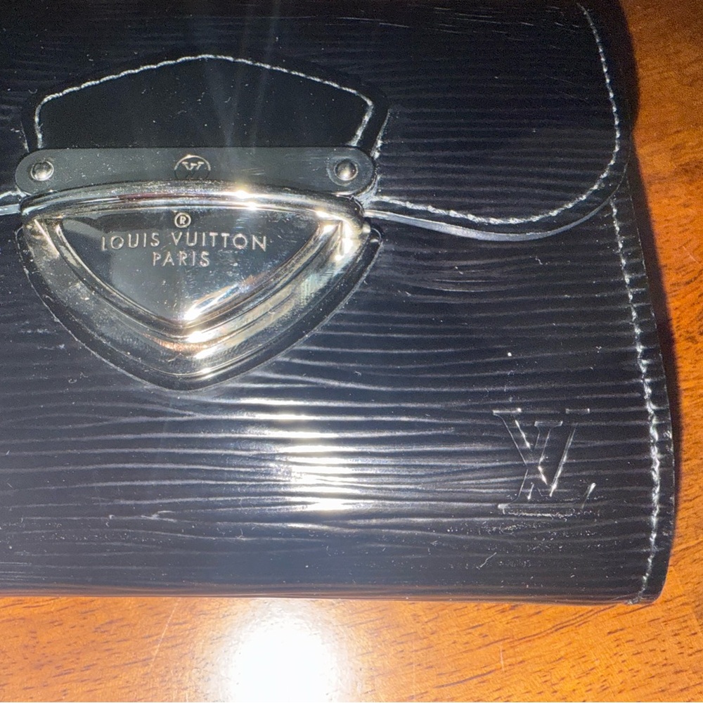 Louis Vuitton Black Epi Leather Koala Wallet - Picture 8 of 8
